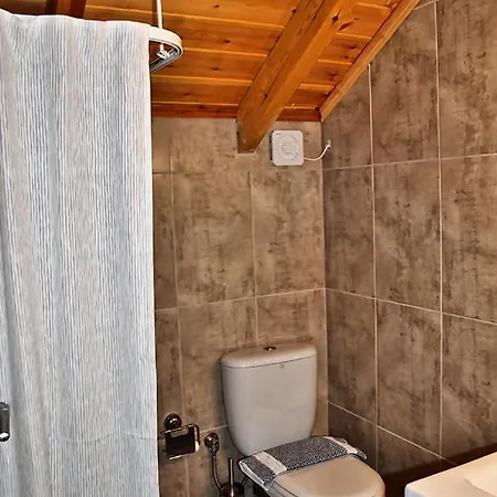 Domek alpejski Coquelicot Kalawrita