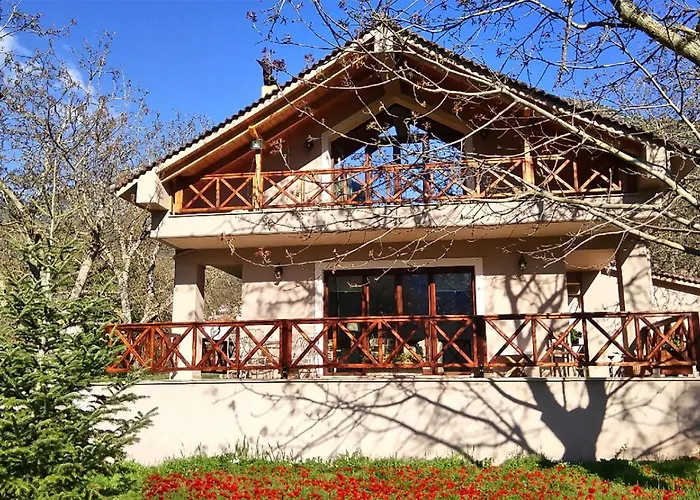 Chalet Coquelicot